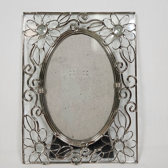 The Unbranded Brand Other - Ornate Metal Wire Picture Frame Silver Tone Floral Design Rectangle & Oval Shape